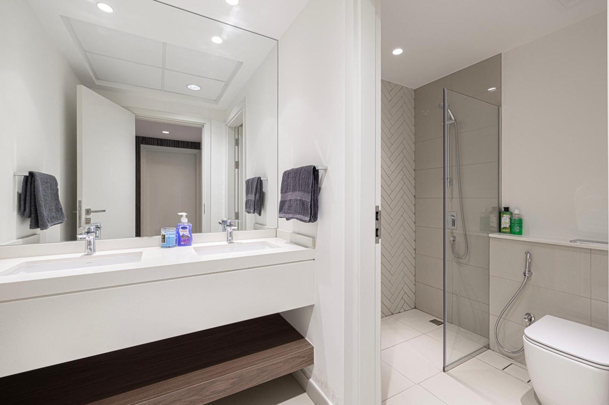Apartment 2 Bedroom Stone Haven By Blue Cloud Holidays Schardscha